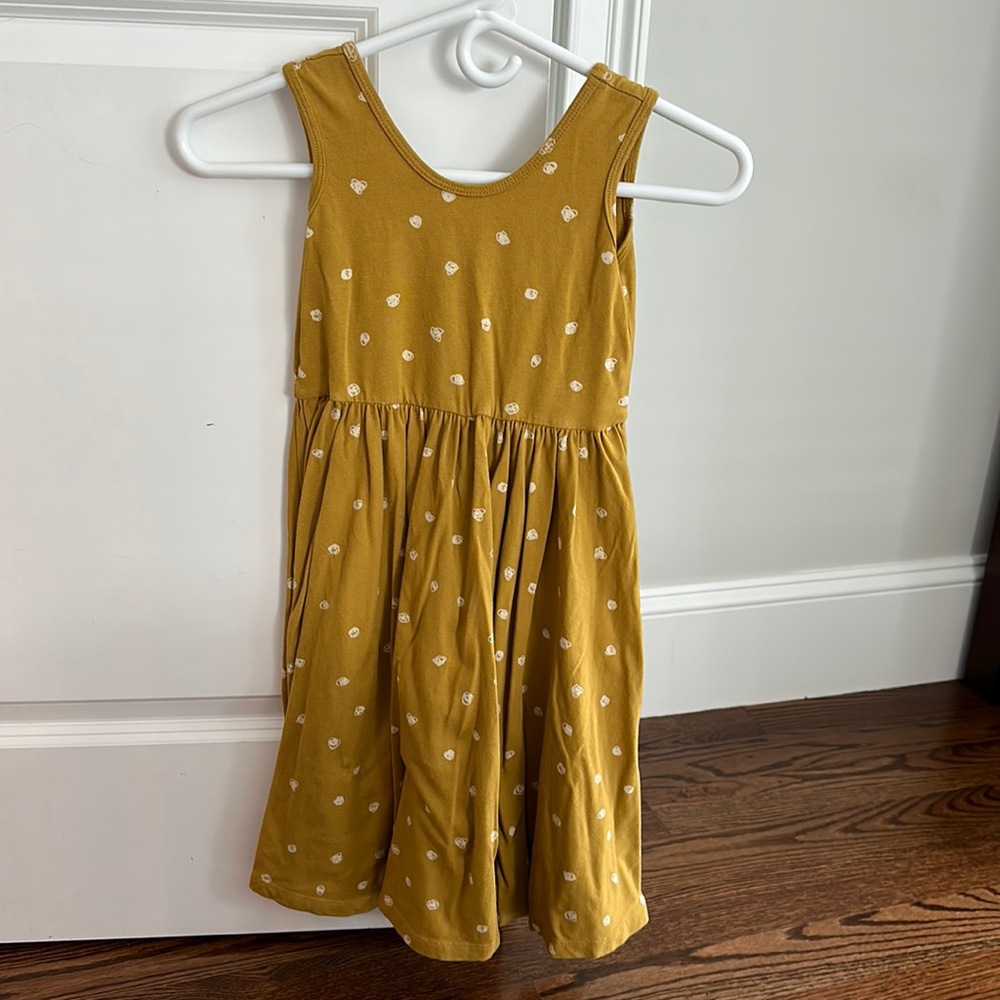Alice & Ames Sleeveless/Tank Ballet Dress Size 8 in Squiggly Dot